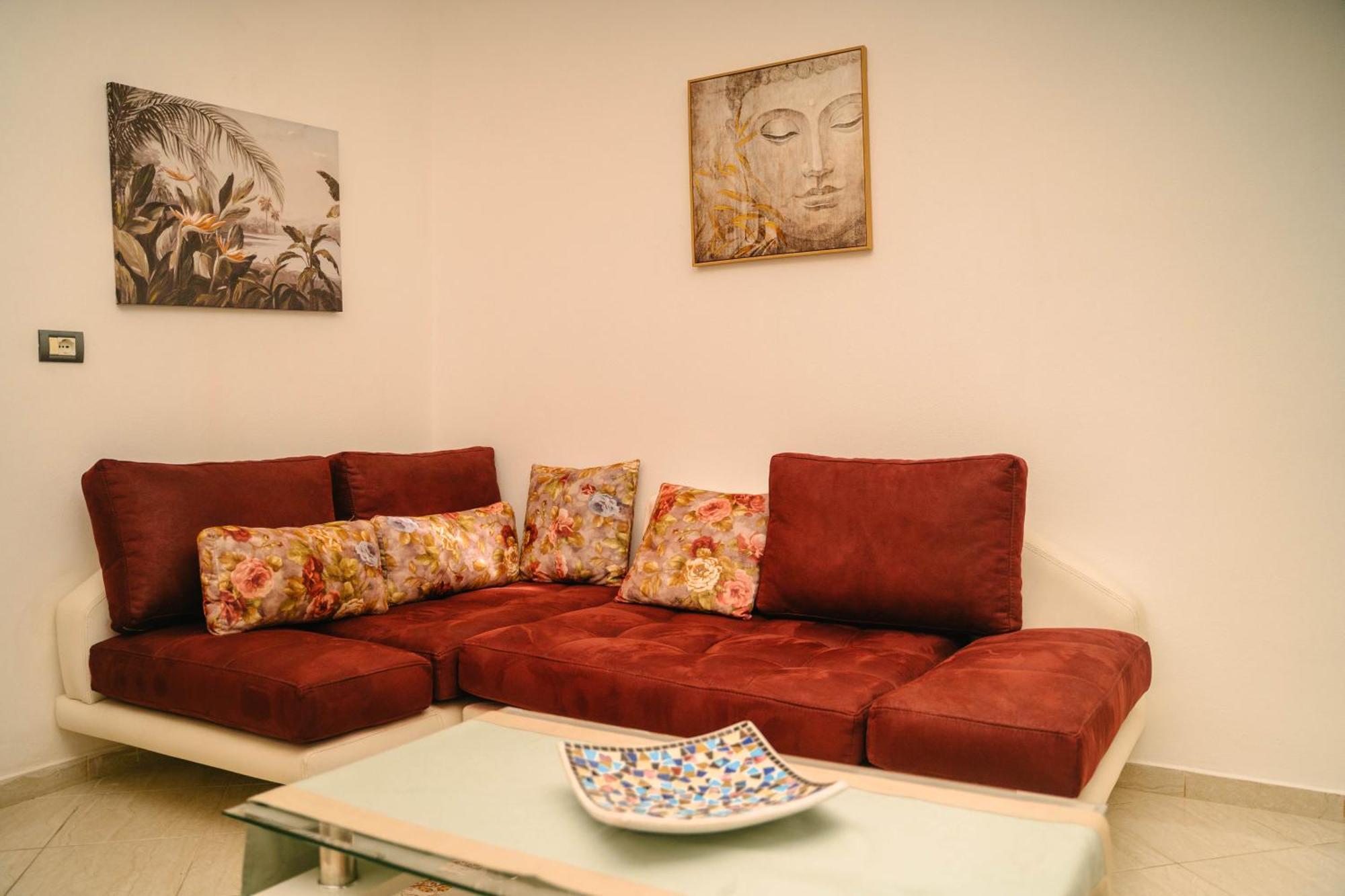 Peaceful Villa In New Bazaar Tirana Esterno foto