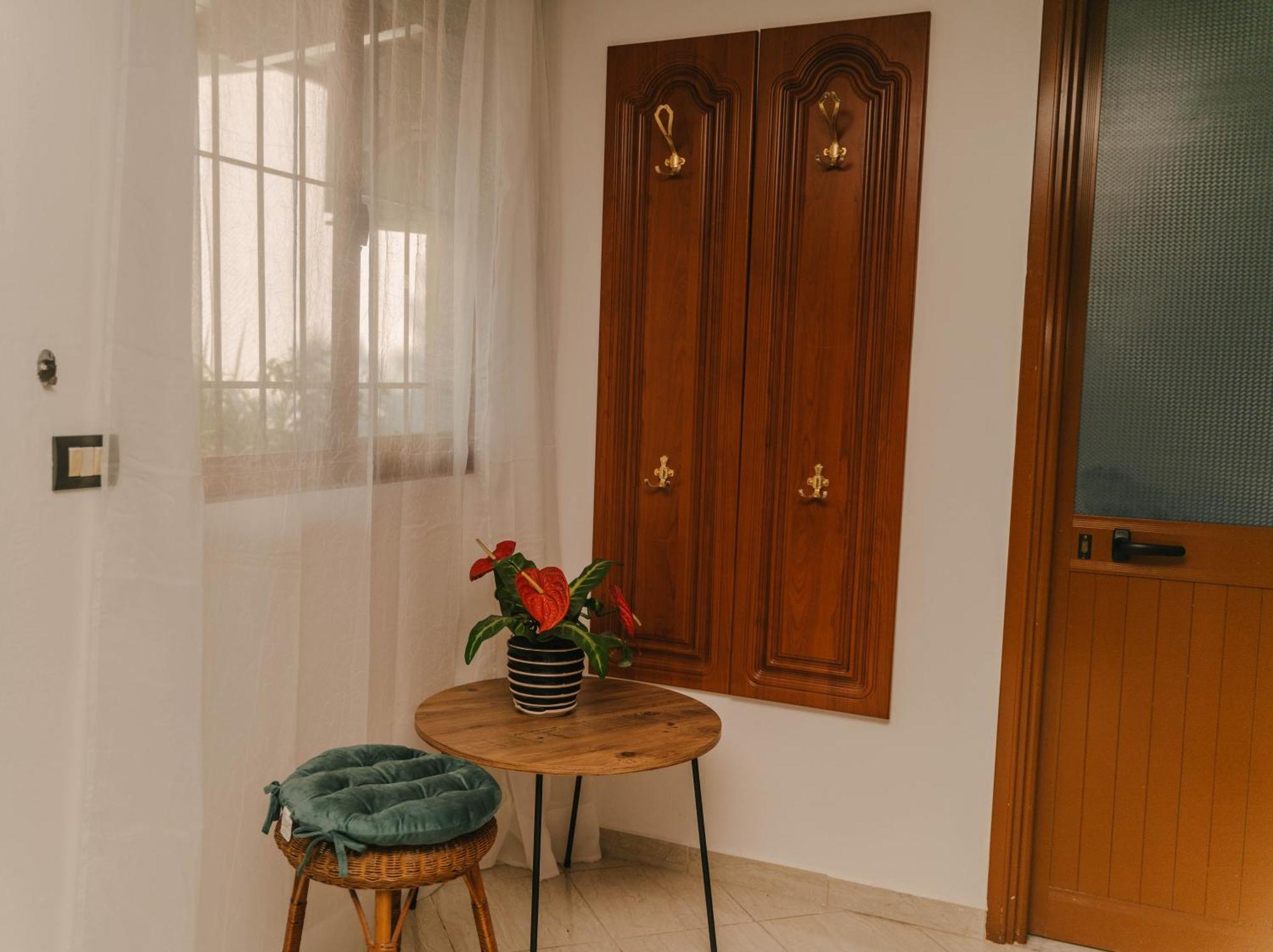Peaceful Villa In New Bazaar Tirana Esterno foto